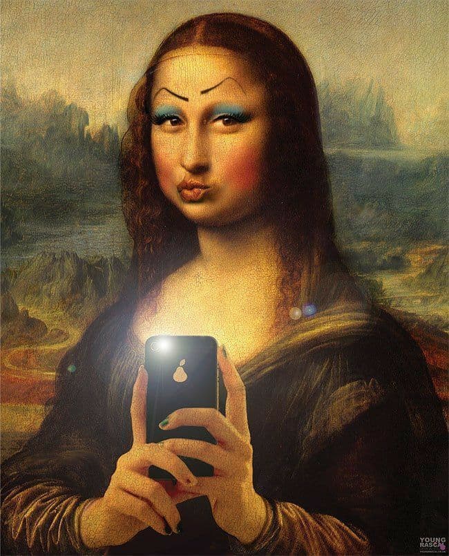 Mona-Selfy